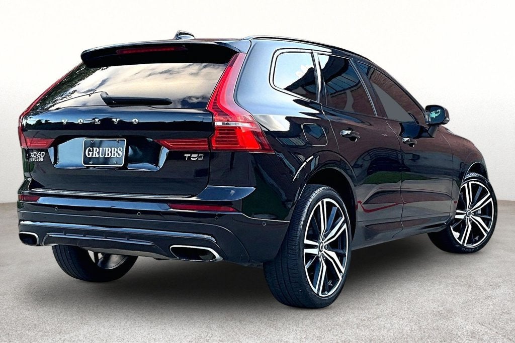 2021 Volvo XC60 T5 R-Design