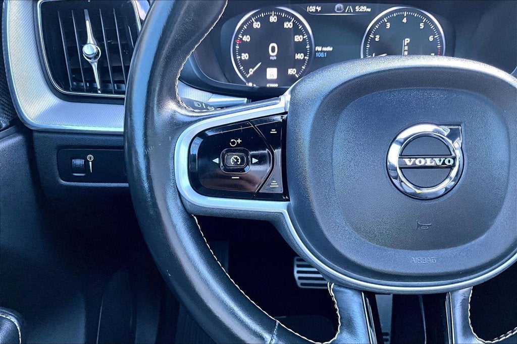 2021 Volvo XC60 T5 R-Design