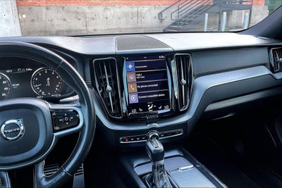 2021 Volvo XC60 T5 R-Design