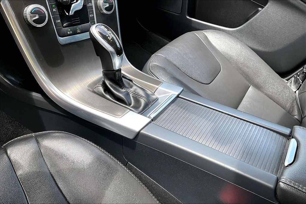 2015 Volvo XC60 T5 Premier