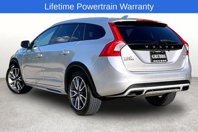 2018 Volvo V60 Cross Country T5
