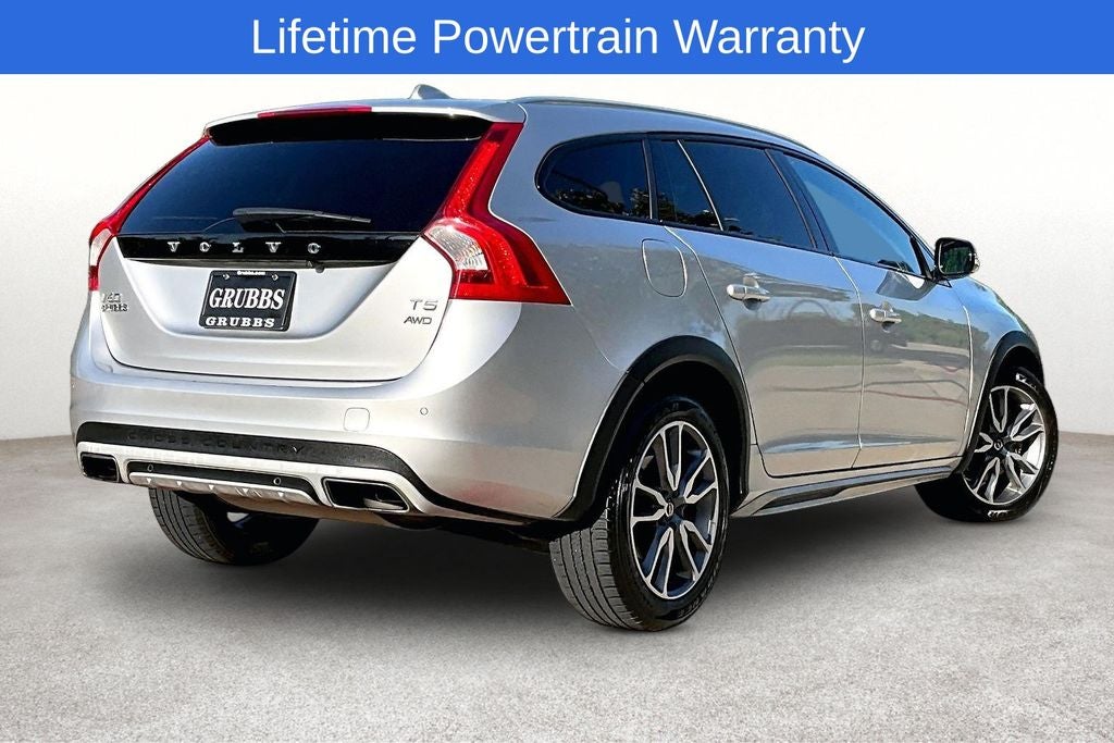 2018 Volvo V60 Cross Country T5