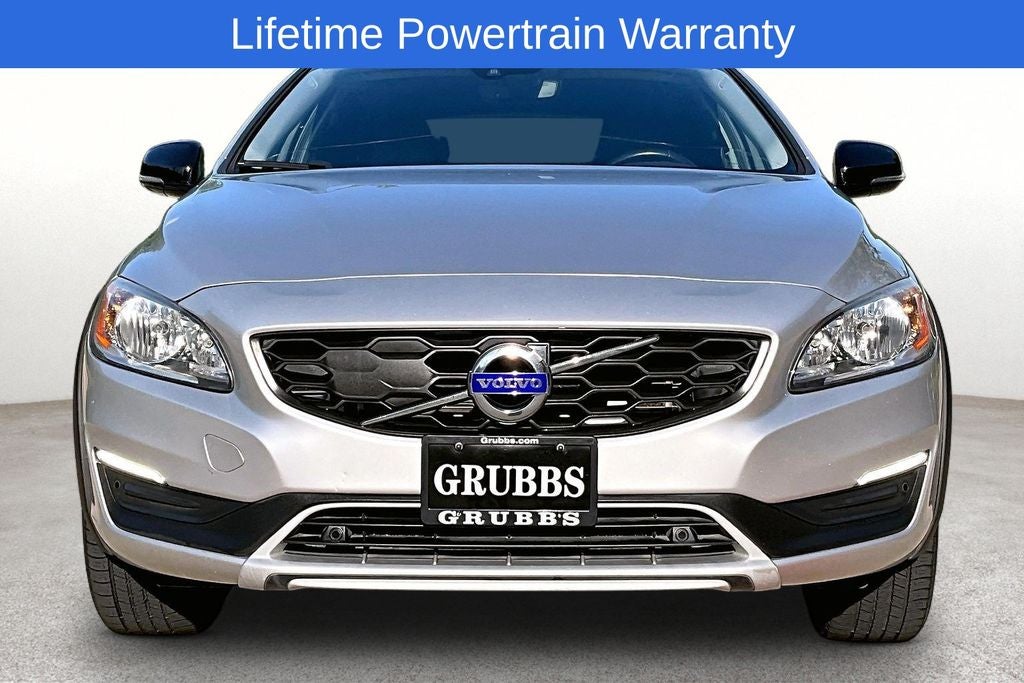 2018 Volvo V60 Cross Country T5