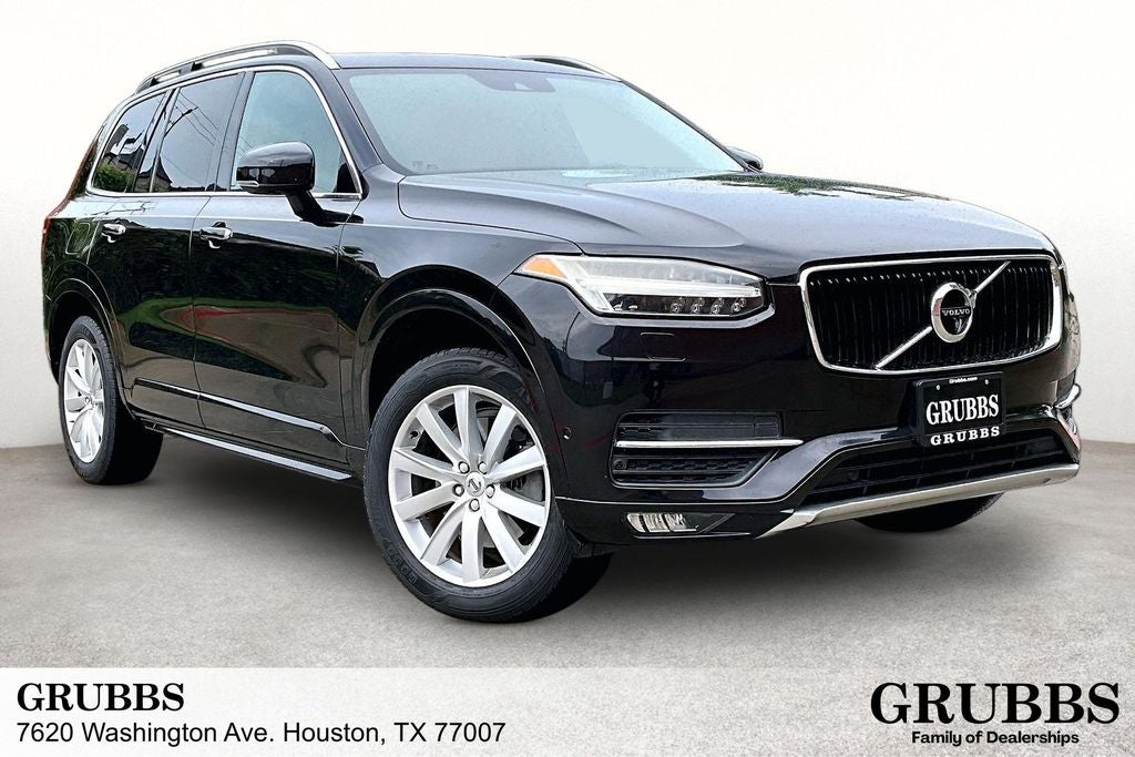 2016 Volvo XC90 T6 Momentum