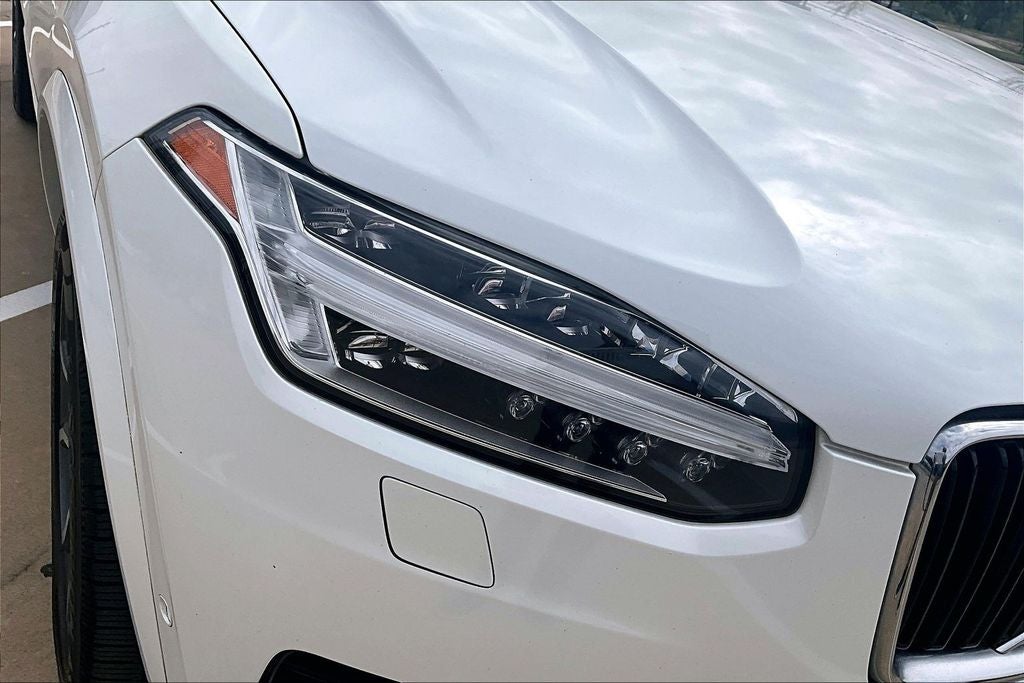 2017 Volvo XC90 T6 Momentum