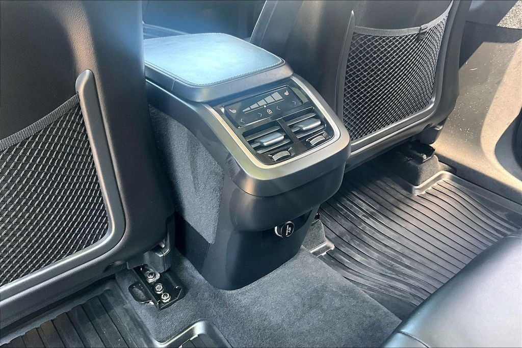 2019 Volvo XC90 T6 Inscription