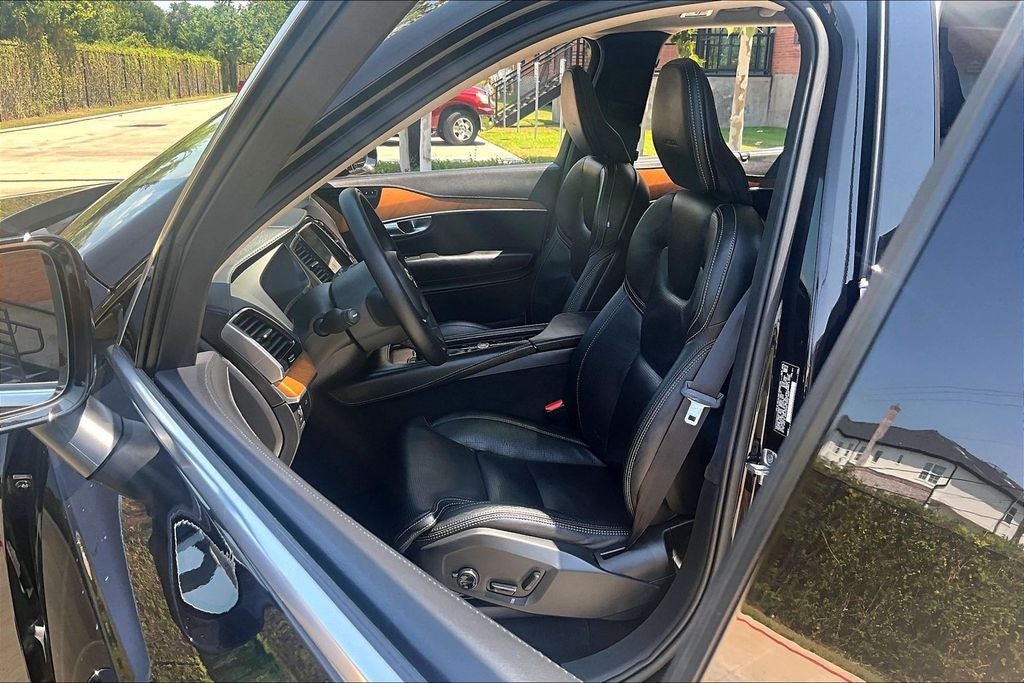 2019 Volvo XC90 T6 Inscription