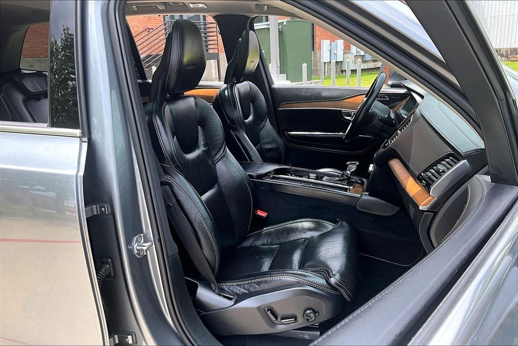 2020 Volvo XC90 T6 Inscription