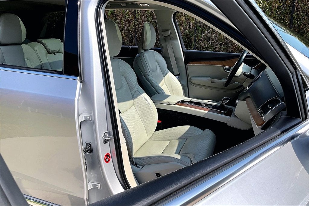 2018 Volvo XC90 T6 Inscription