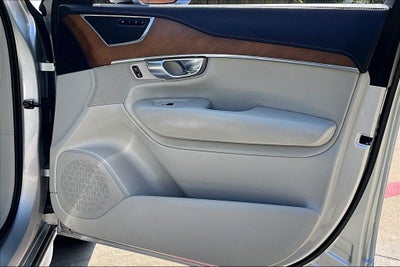 2018 Volvo XC90 T6 Inscription