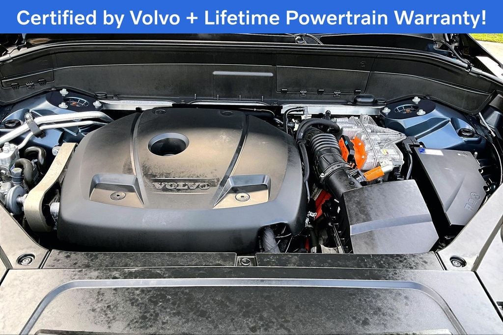 2022 Volvo XC90 Recharge Plug-In Hybrid T8 Inscription 6 Passenger