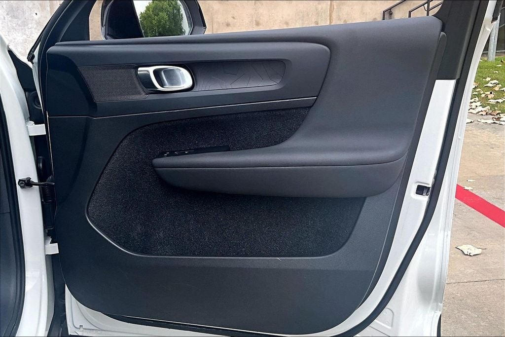 2023 Volvo C40 Recharge Pure Electric Twin Plus