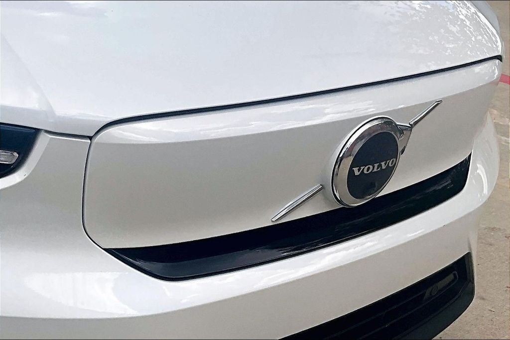 2023 Volvo C40 Recharge Pure Electric Twin Plus