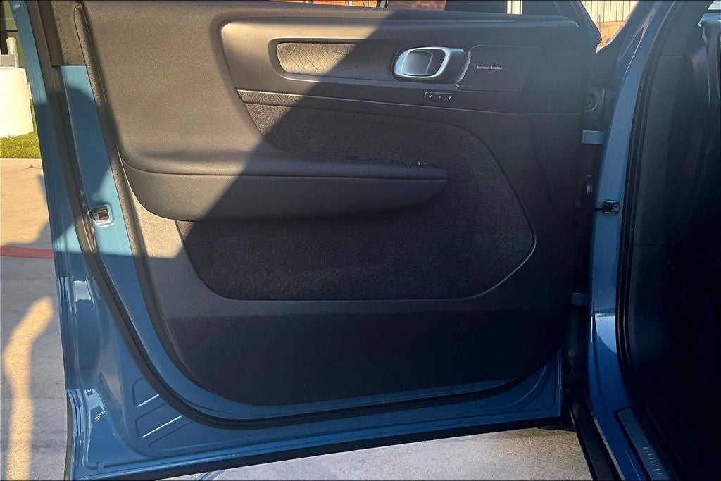 2023 Volvo C40 Recharge Pure Electric Ultimate