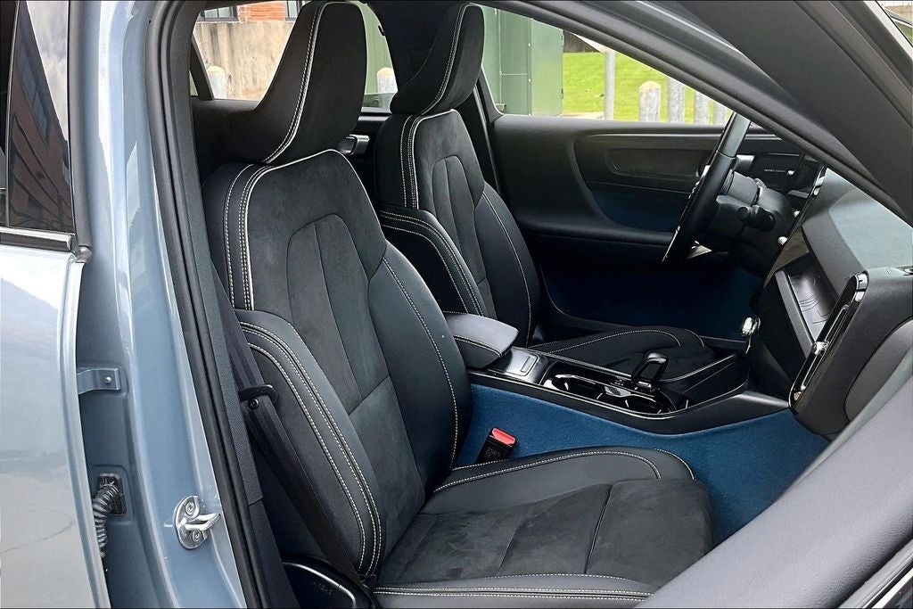 2023 Volvo C40 Recharge Pure Electric Ultimate