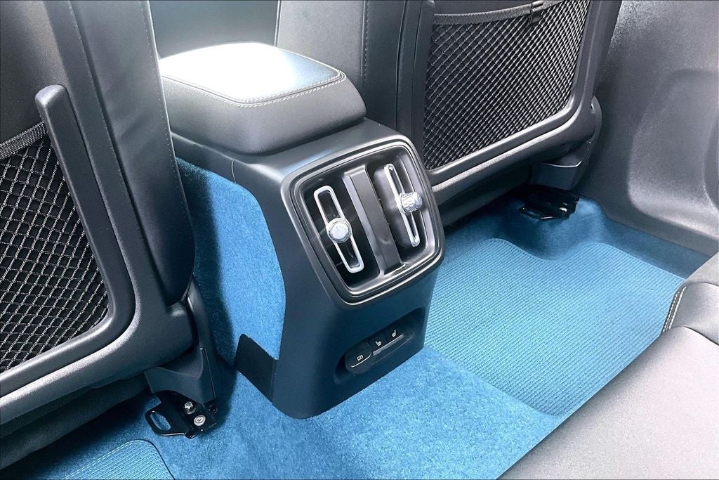 2023 Volvo C40 Recharge Pure Electric Ultimate