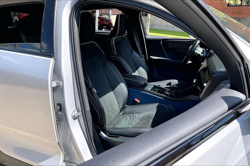 2023 Volvo C40 Recharge Pure Electric Ultimate