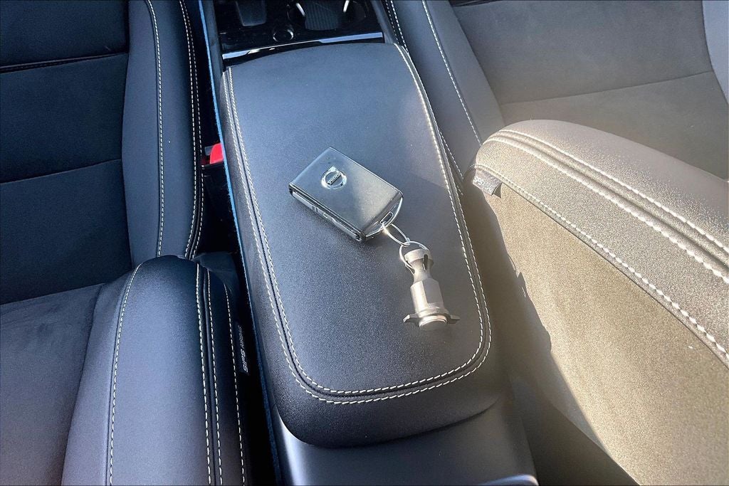 2023 Volvo C40 Recharge Pure Electric Ultimate