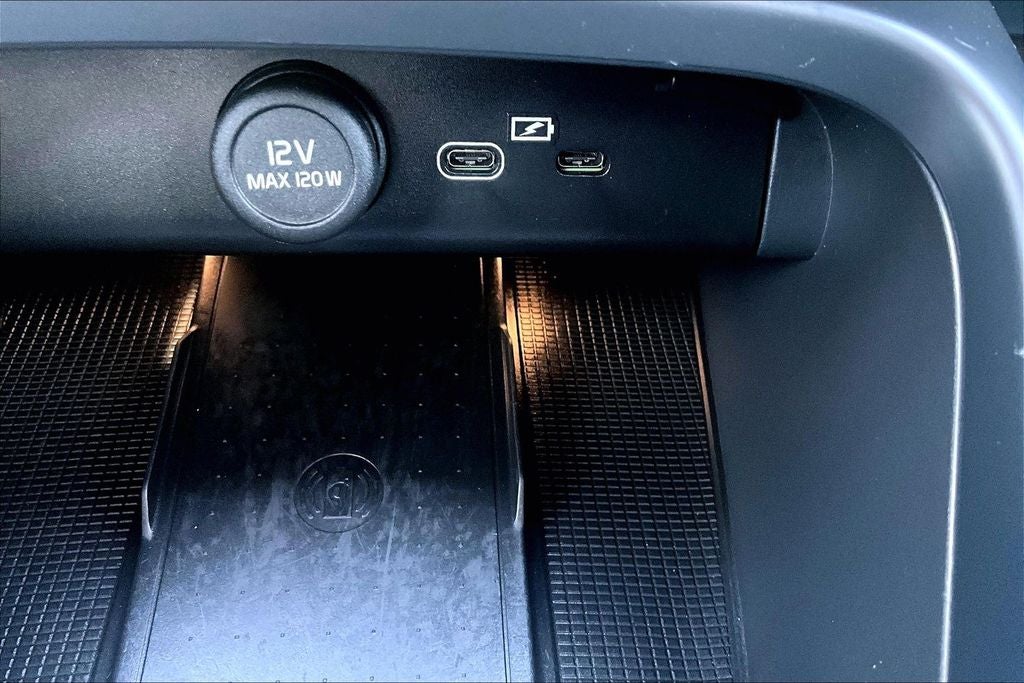 2023 Volvo C40 Recharge Pure Electric Ultimate