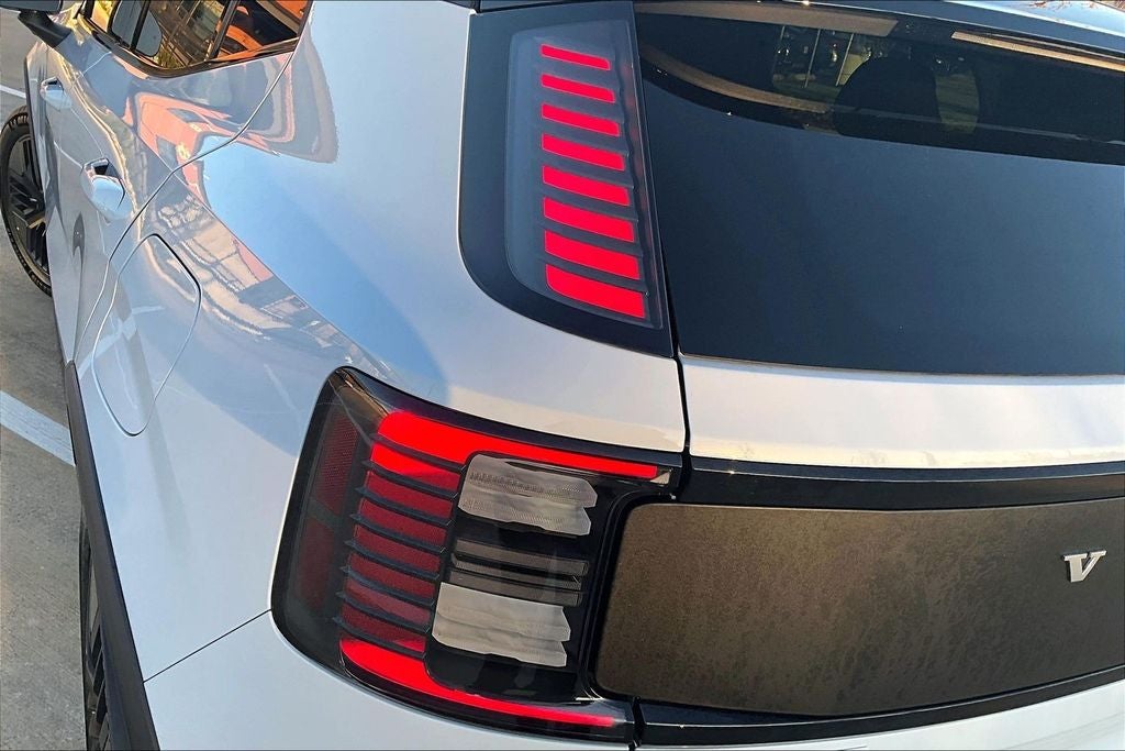 2026 Volvo EX30 Twin Motor Cross Country Ultra