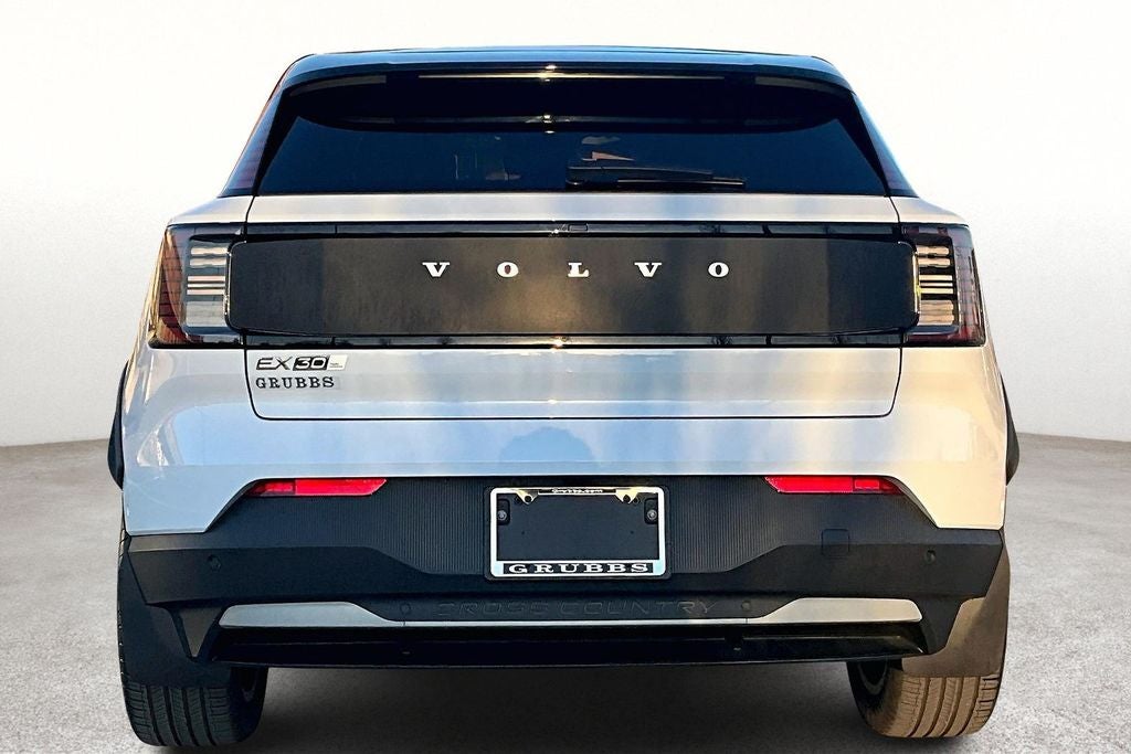 2026 Volvo EX30 Twin Motor Cross Country Ultra