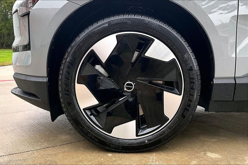 2026 Volvo EX30 Twin Motor Performance Plus