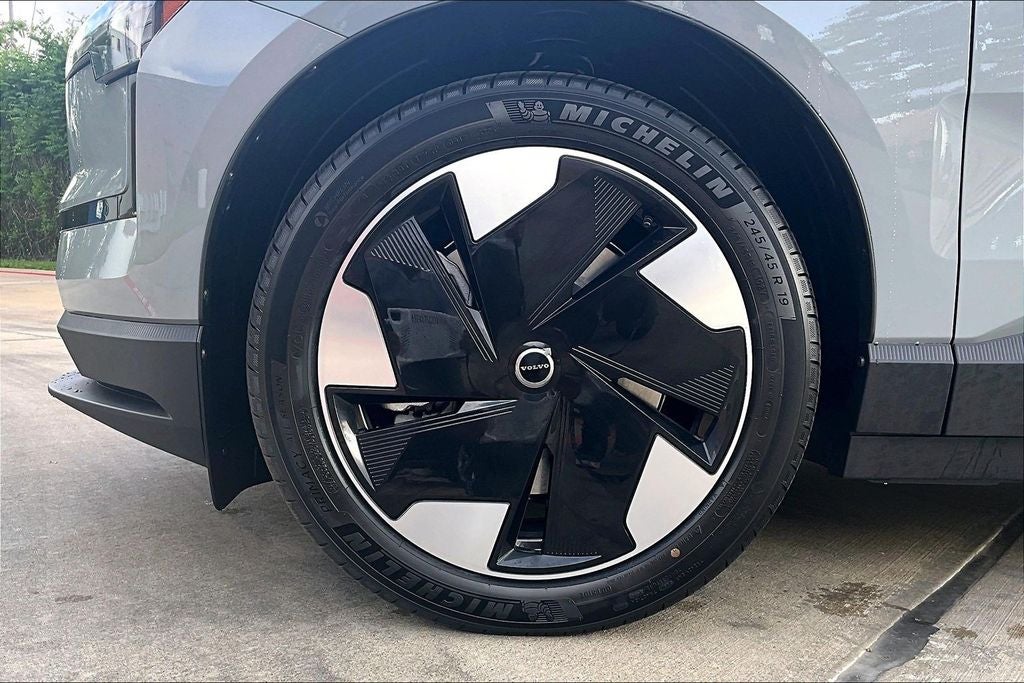 2026 Volvo EX30 Twin Motor Performance Plus