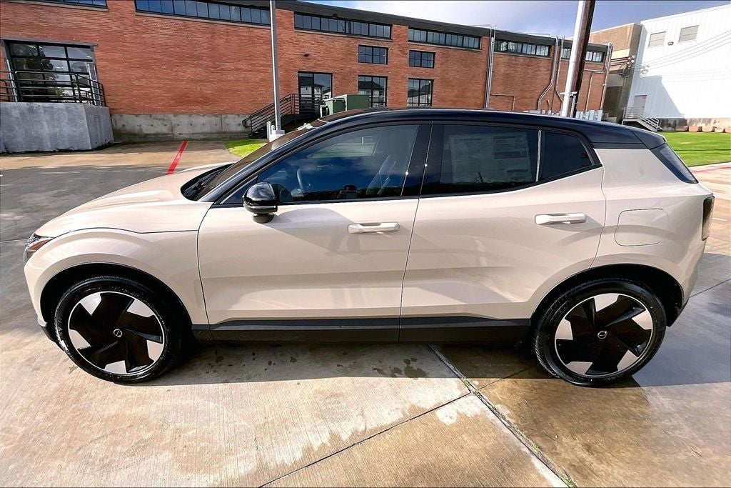 2026 Volvo EX30 Twin Motor Performance Plus