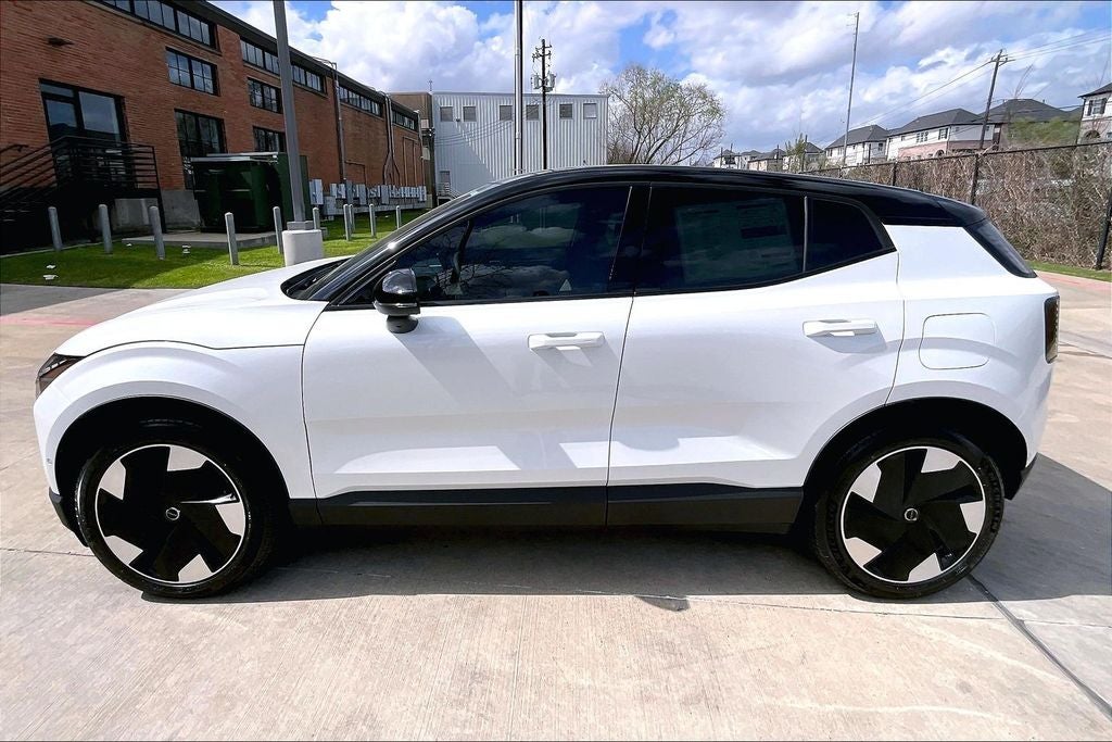 2026 Volvo EX30 Twin Motor Performance Ultra