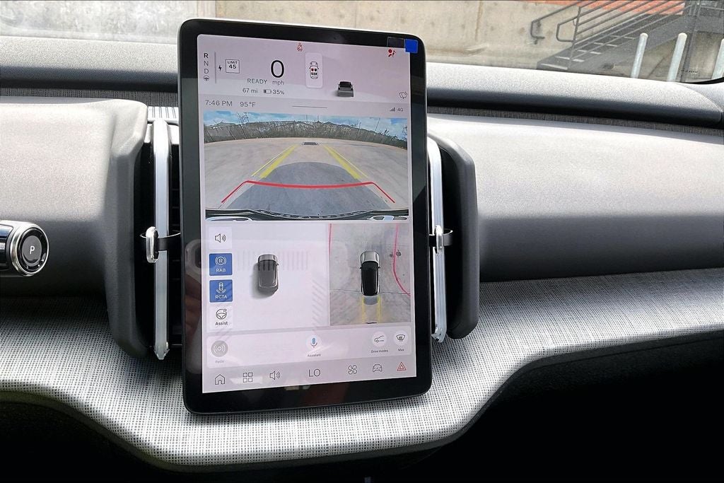 2026 Volvo EX30 Twin Motor Performance Ultra