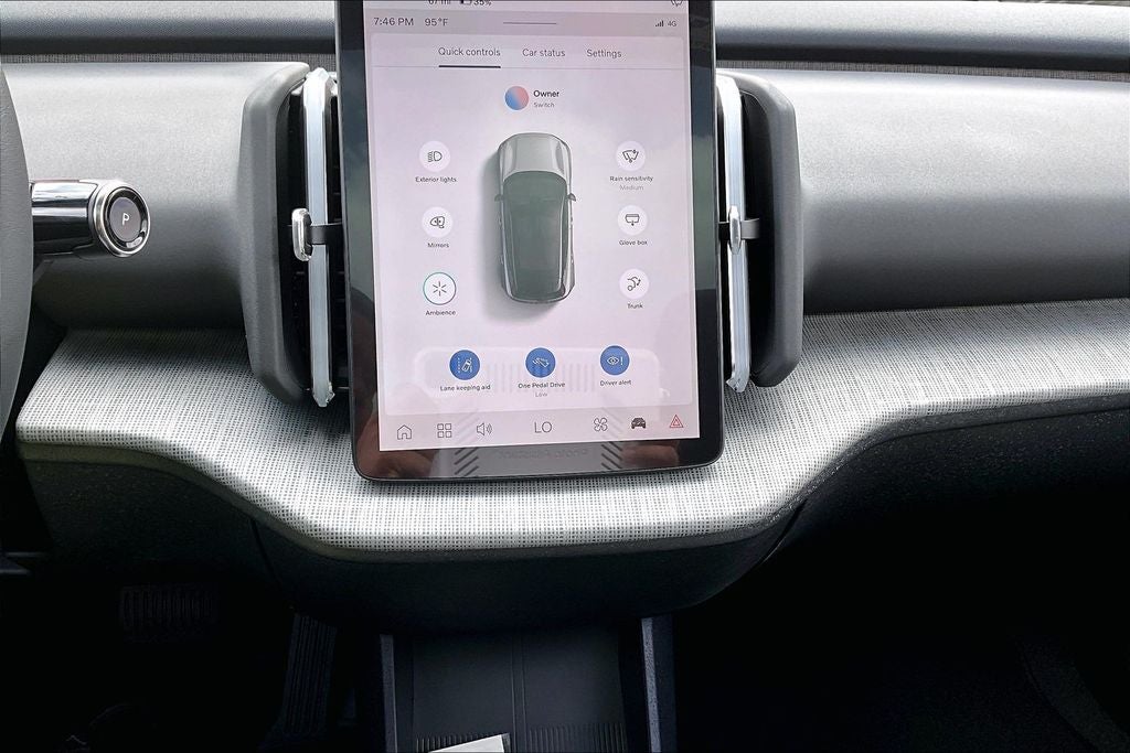 2026 Volvo EX30 Twin Motor Performance Ultra