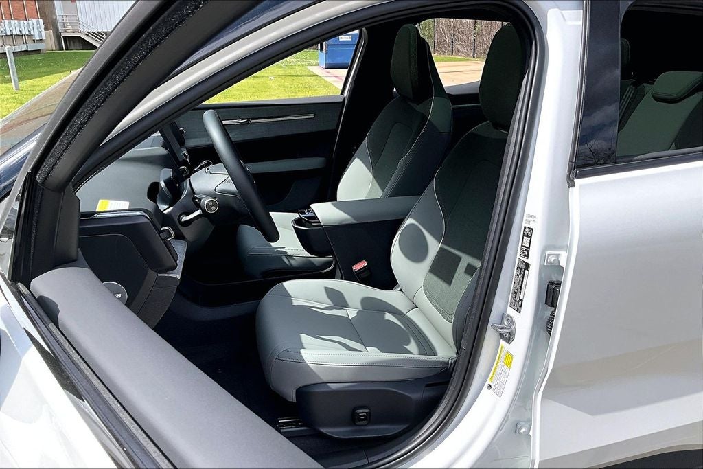 2026 Volvo EX30 Twin Motor Performance Ultra