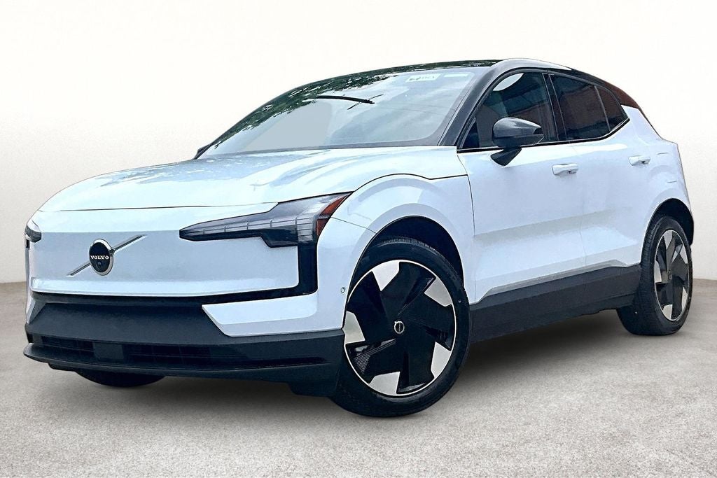 2026 Volvo EX30 Twin Motor Performance Ultra