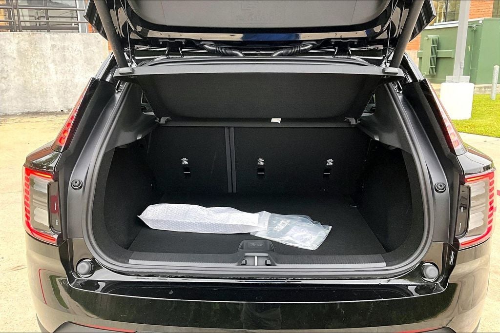 2026 Volvo EX30 Twin Motor Performance Ultra