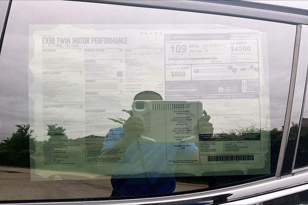 2026 Volvo EX30 Twin Motor Performance Ultra