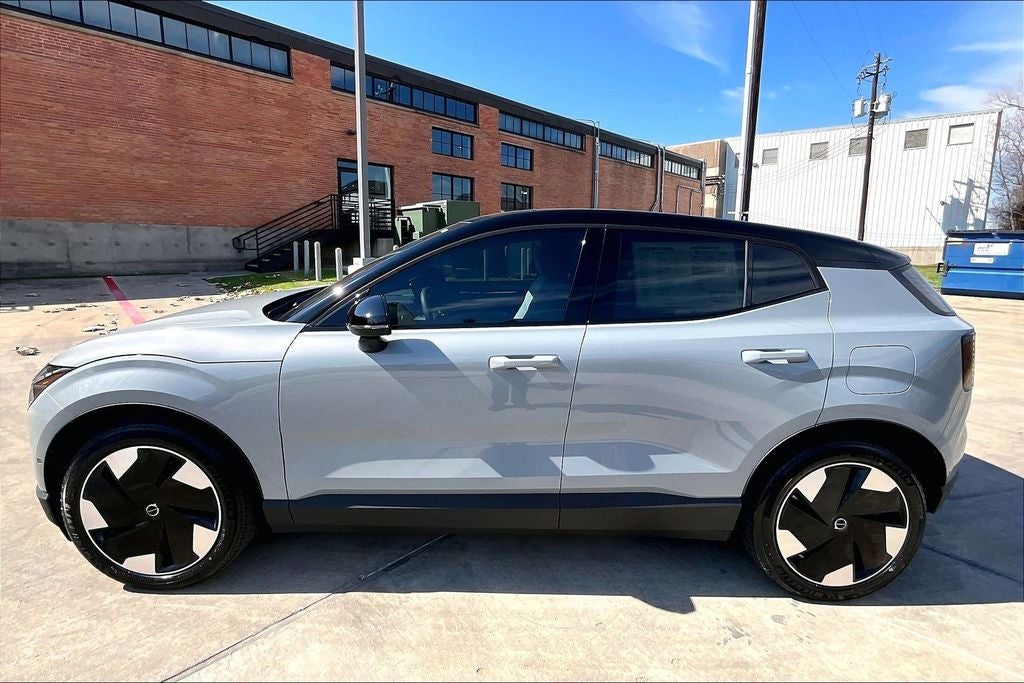 2026 Volvo EX30 Twin Motor Performance Ultra