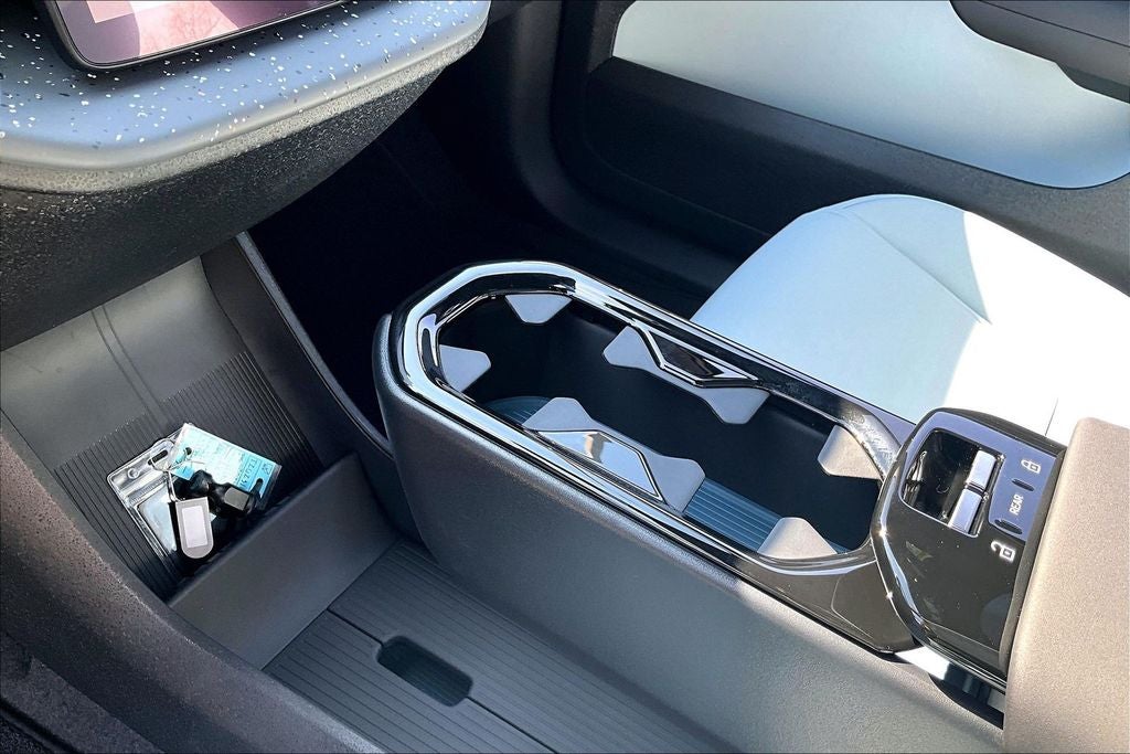 2026 Volvo EX30 Twin Motor Performance Ultra