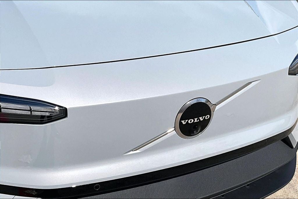 2026 Volvo EX30 Twin Motor Performance Ultra