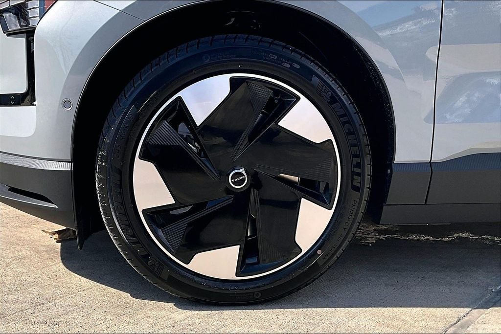 2026 Volvo EX30 Twin Motor Performance Ultra