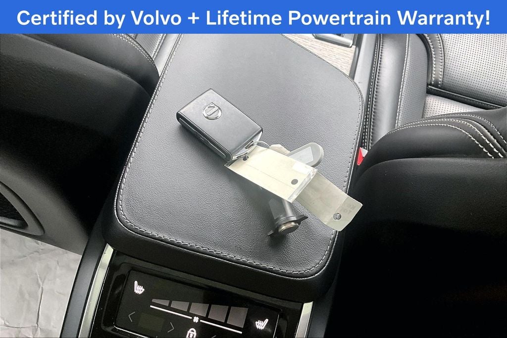2023 Volvo XC90 Recharge Plug-In Hybrid Ultimate