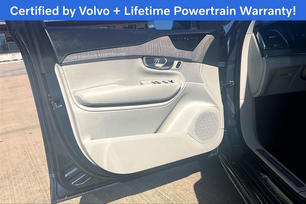 2023 Volvo XC90 Recharge Plug-In Hybrid Ultimate
