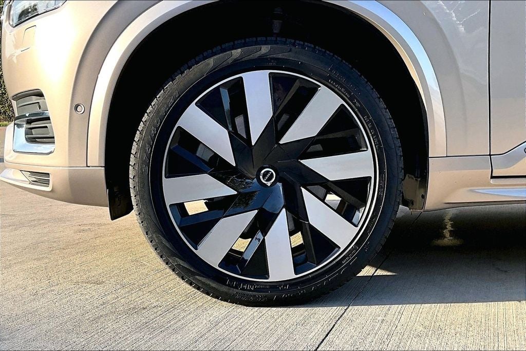 2023 Volvo XC90 Recharge Plug-In Hybrid Ultimate