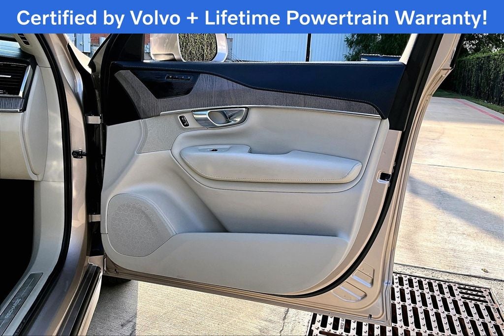 2023 Volvo XC90 Recharge Plug-In Hybrid Ultimate