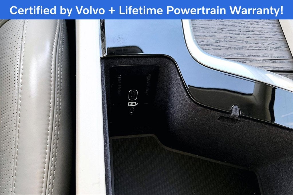 2023 Volvo XC90 Recharge Plug-In Hybrid Ultimate