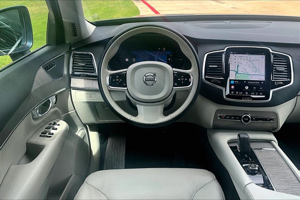 2024 Volvo XC90 Recharge Plug-In Hybrid T8 Plus Bright Theme 7 Passenger
