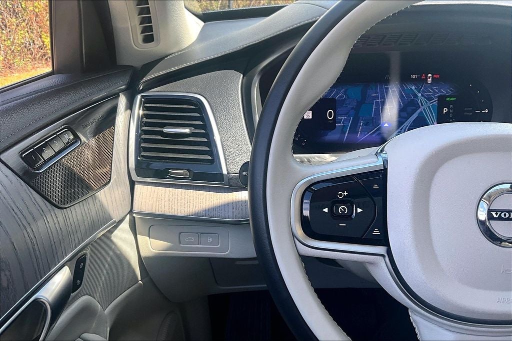 2024 Volvo XC90 Recharge Plug-In Hybrid Ultimate