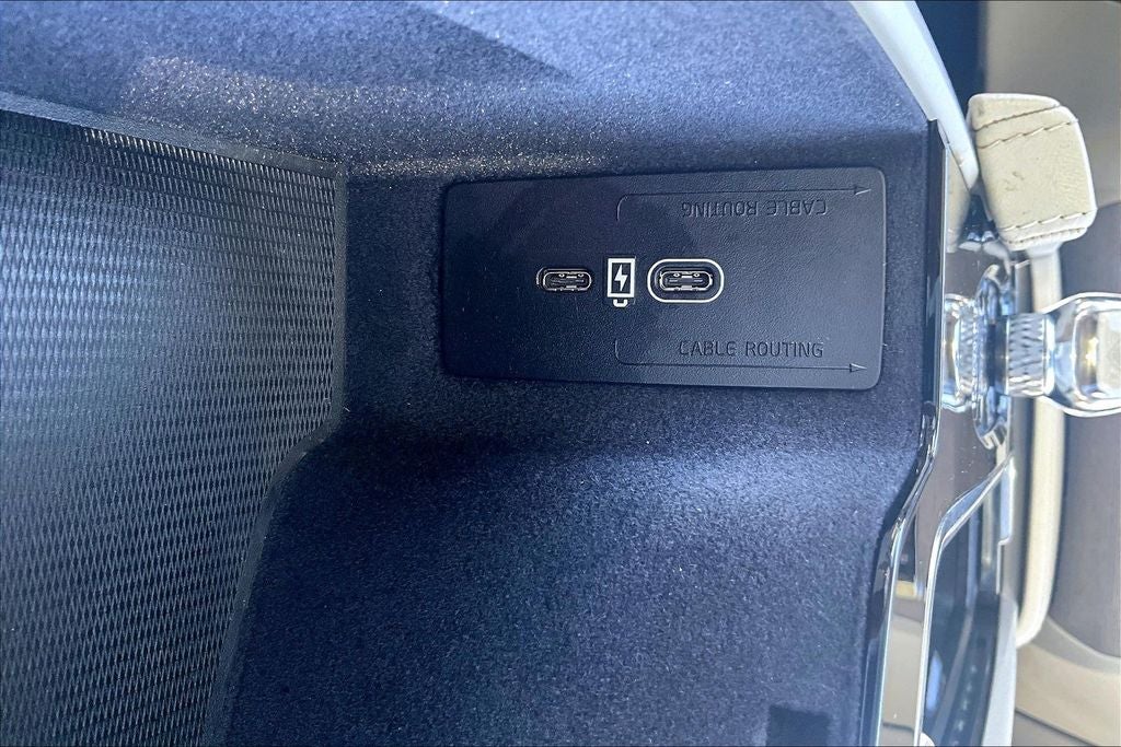 2024 Volvo XC90 Recharge Plug-In Hybrid Ultimate