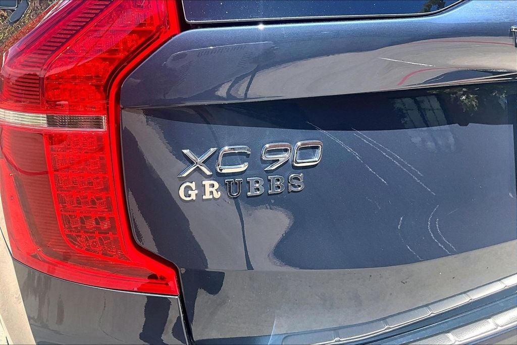 2024 Volvo XC90 Recharge Plug-In Hybrid Ultimate
