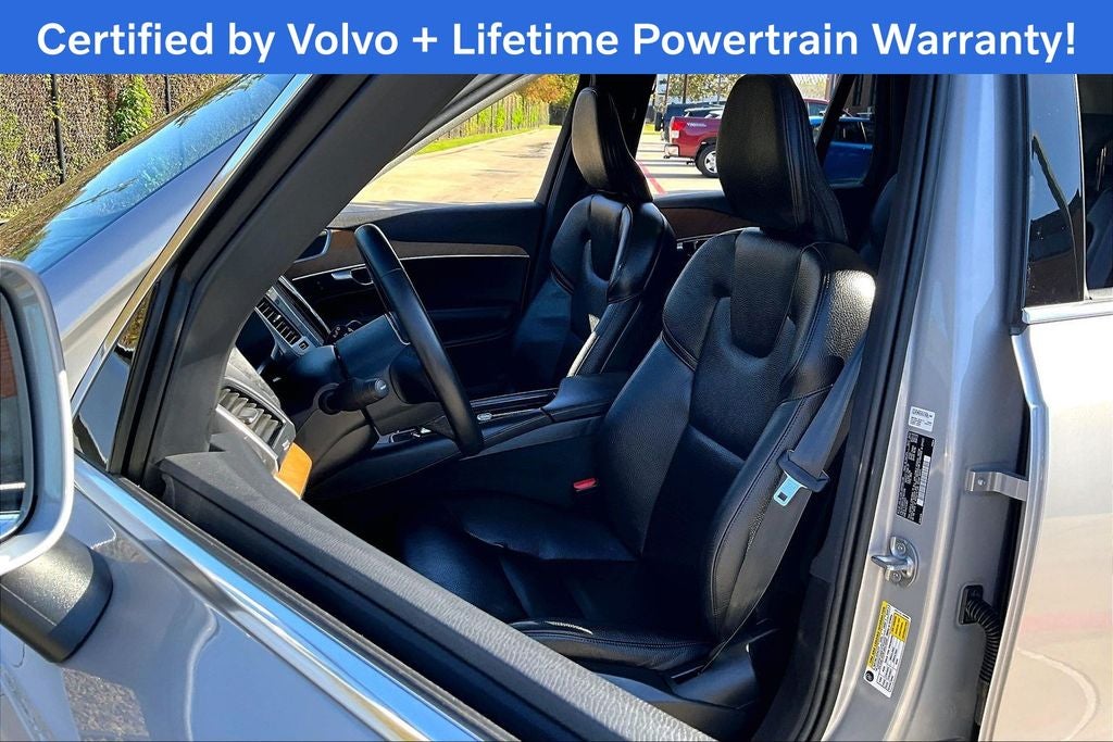 2023 Volvo XC90 Recharge Plug-In Hybrid T8 Core Bright Theme
