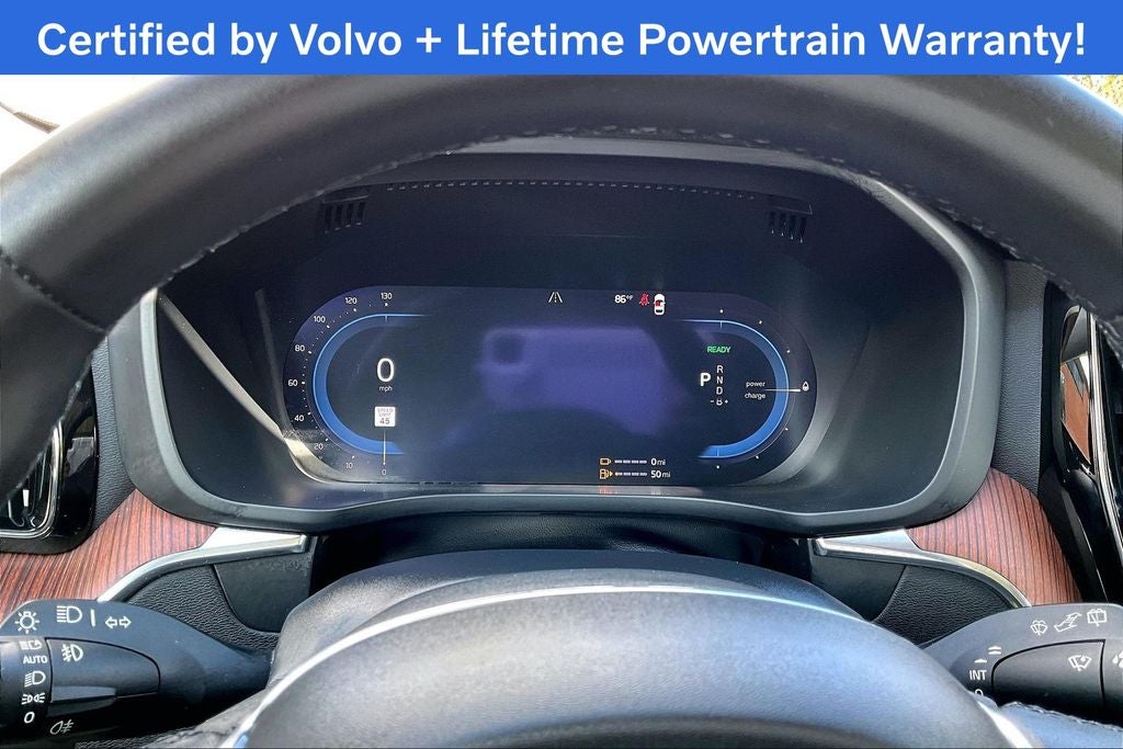 2023 Volvo XC60 Recharge Plug-In Hybrid T8 Plus Bright Theme